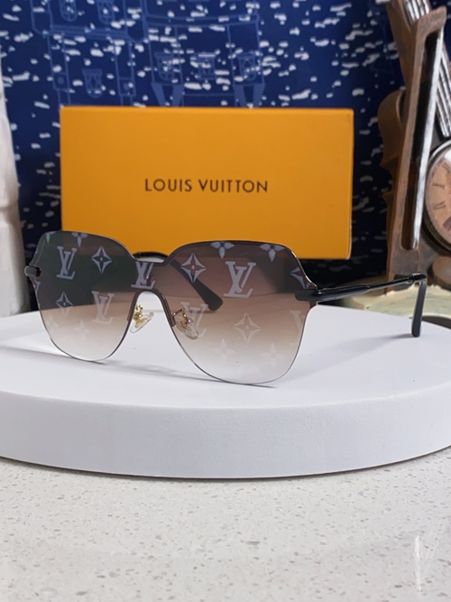 ルイヴィトンサングラス正面デザイン